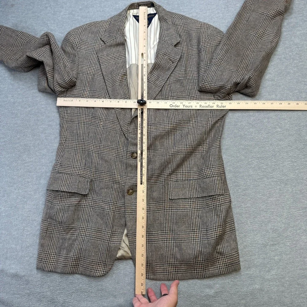 Tommy Hilfiger stain sleeve